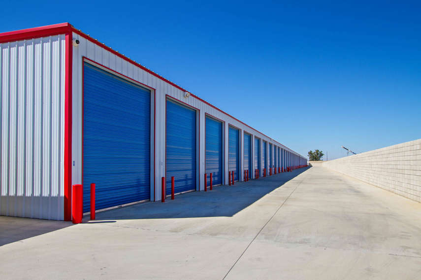 Bakersfield Indoor RV, Boat & Self Storage Units US Storage Centers